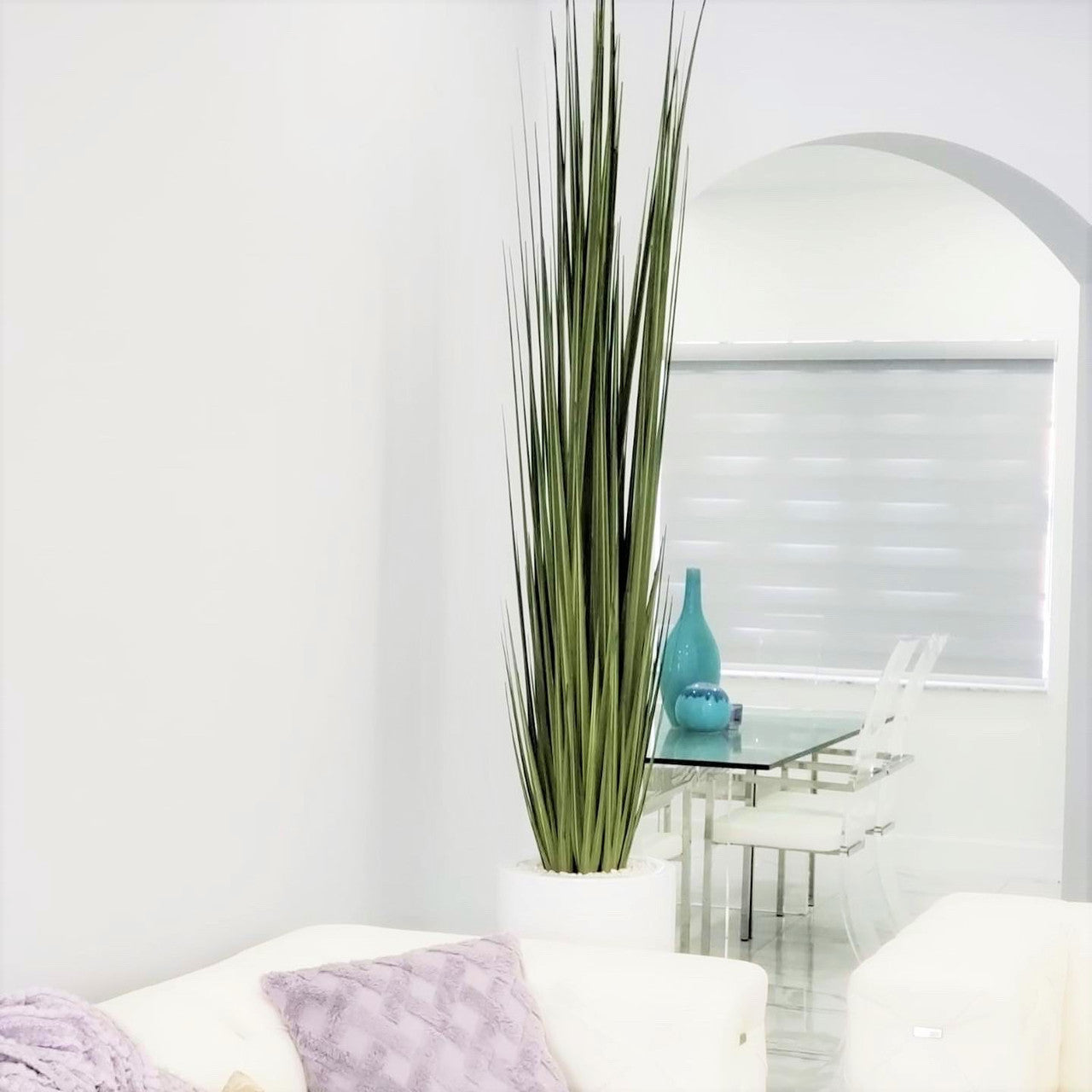 Dax Vase (Size L) with Reed Grass